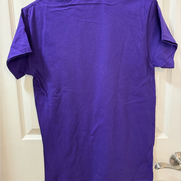 Gildan Mens T-Shirt size S - Picture 3 of 3